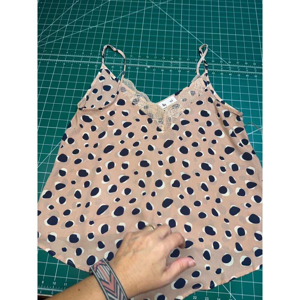 &merci Womens Pink Polka Dot Lace Trim V-Neck Camisole Blouse Tank Top Size M